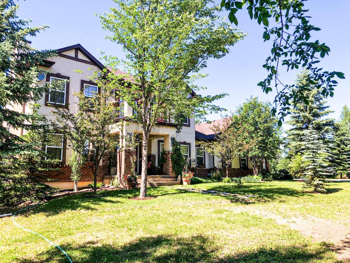 Wolf Creek Bed And Breakfast Ponoka Buitenkant foto