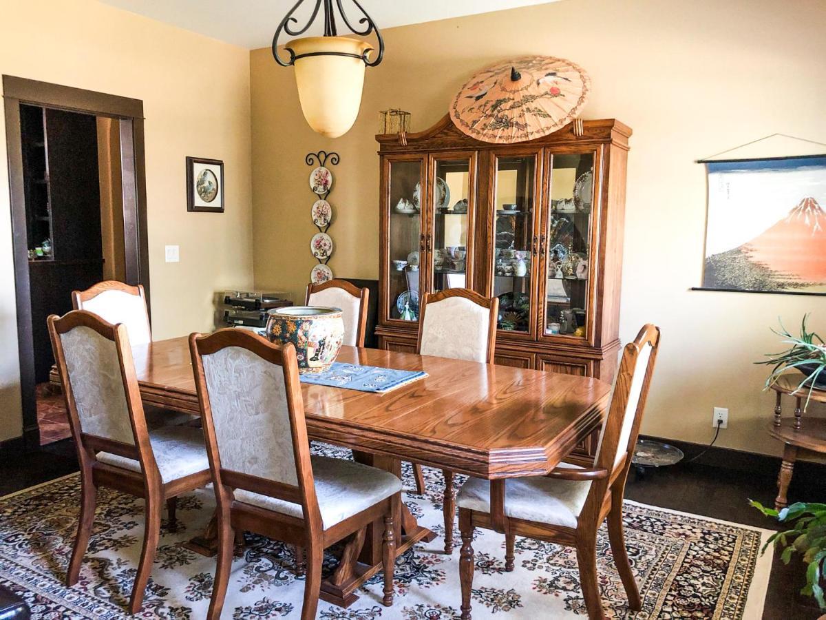 Wolf Creek Bed And Breakfast Ponoka Buitenkant foto