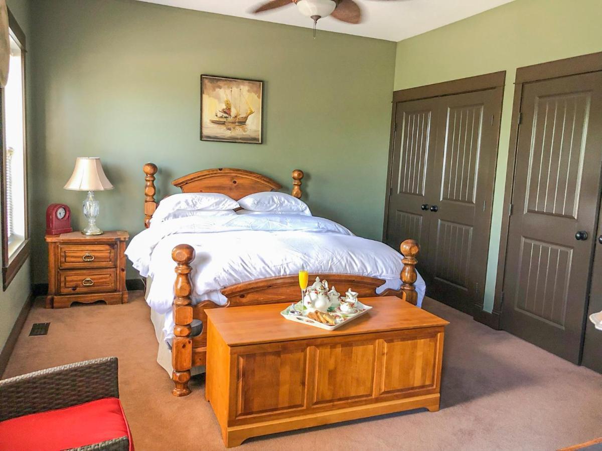 Wolf Creek Bed And Breakfast Ponoka Buitenkant foto