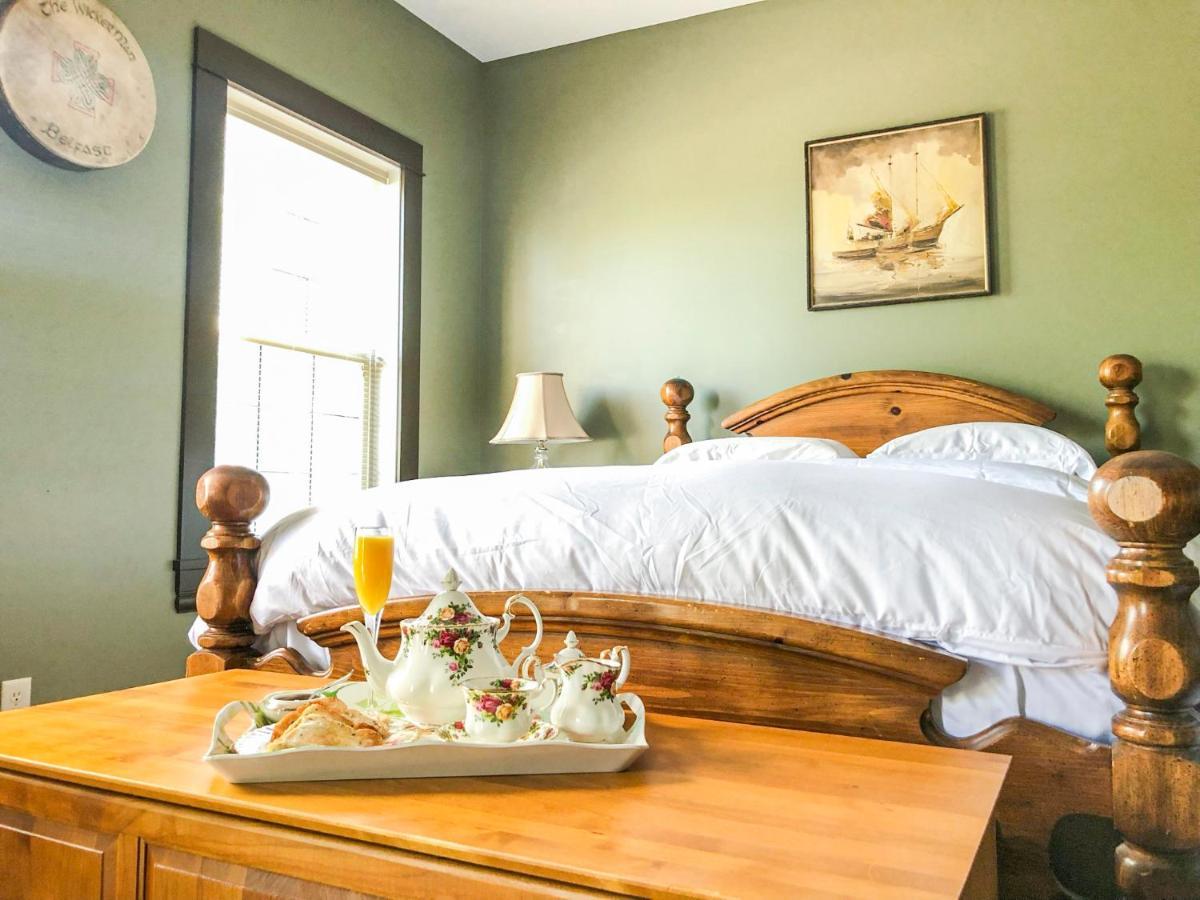 Wolf Creek Bed And Breakfast Ponoka Buitenkant foto