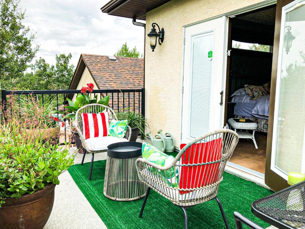 Wolf Creek Bed And Breakfast Ponoka Buitenkant foto