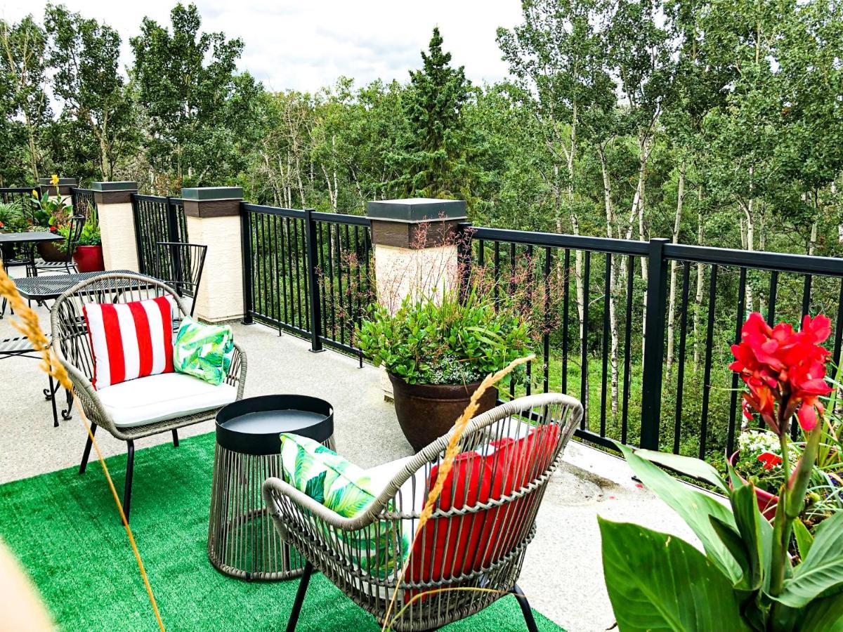 Wolf Creek Bed And Breakfast Ponoka Buitenkant foto