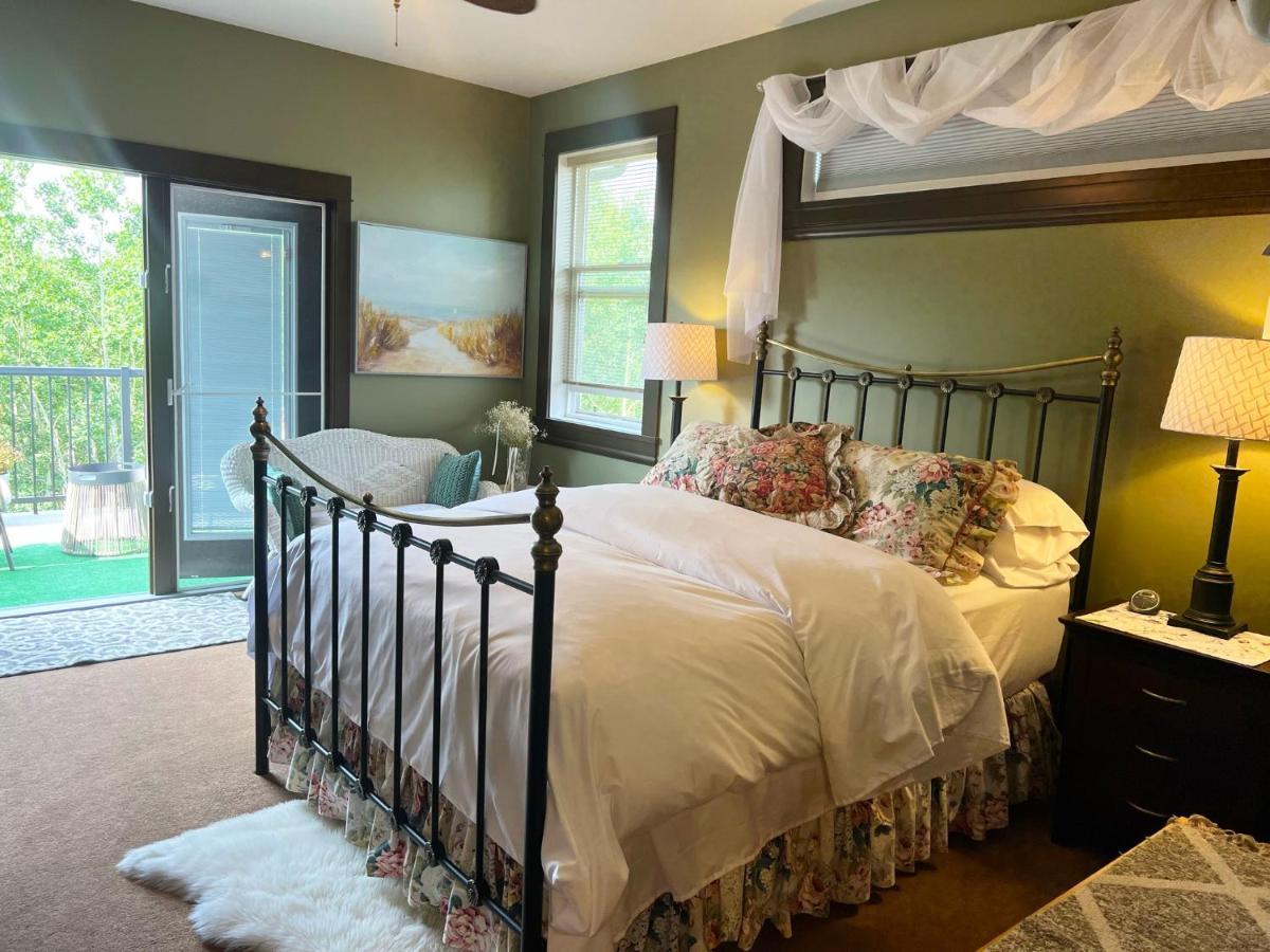 Wolf Creek Bed And Breakfast Ponoka Buitenkant foto